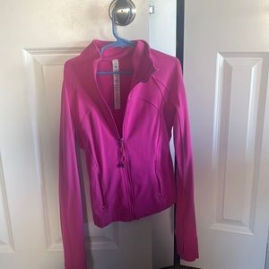 Sonic pink perfect condition lululemon define jacket